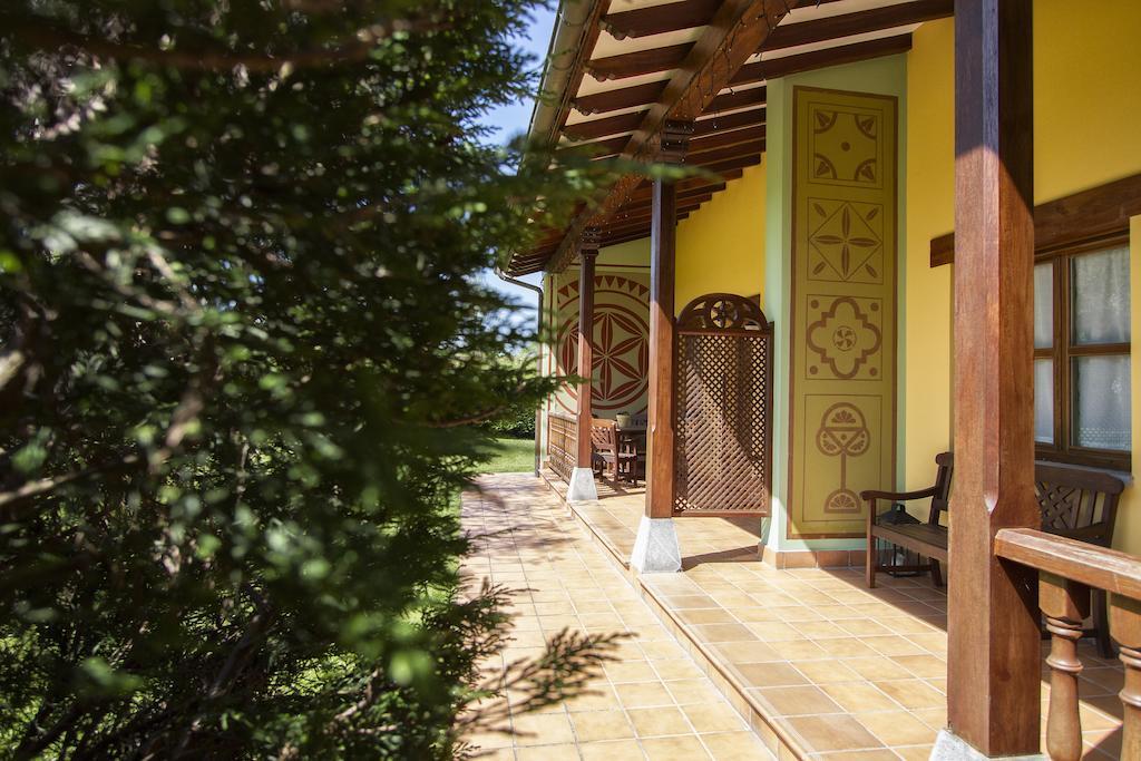 Apartamentos Camin De Pelayo Las Rozas Exteriér fotografie